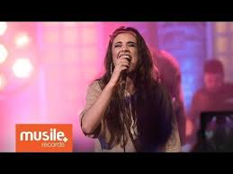 A cantora gospel isadora pompeo se casou no dia 28 de fevereiro deste ano com o jogador confira as fotos do casamento de isadora pompeo e thiago maia. Isadora Pompeo O Teu Amor Ao Vivo Youtube Amor Apps De Musica Letras De Musicas