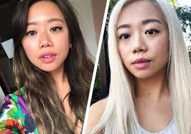 Honey blonde hair with dark brown roots adds depth to the root and makes the blonde more dramatic. What It S Really Like To Dye Your Hair Platinum Blonde