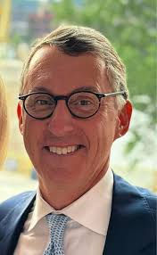 Fox Chapel mayoral candidates are a current councilman and a political  newcomer