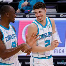 Chino hills hs in chino hills, california. Nba Com Stats On Twitter Lamelo Ball 14 Reb 7 Ast Tonight Has Led The Hornets Outright Or Tied In Rebounds And Assists In Charlotte S Last Three Games Ball Is The First Player Age