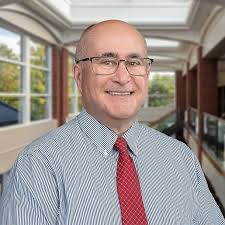 He kaimahi 25-tau te roa i whakawhiwhia ki te tohu ratonga matua o te  Kāreti o Franklin