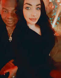 Casey Moffett's Instagram, Twitter & Facebook