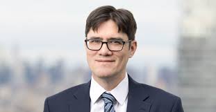 Claudio Salas Named a Rising Legal Star by Latinvex