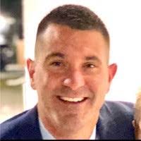 Mike Lovelace's Instagram, Twitter & Facebook