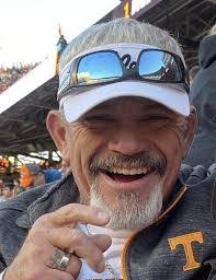 Jimmy Parton's Instagram, Twitter & Facebook