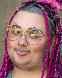 piercinglilj added two new eyebrow piercings to Shy's (@gold.slinger) setup  and it really pulls everything altogether! 📸 @madeleine_mayhem Book with  John today to add some new things to your setup! #safepiercing #piercing #