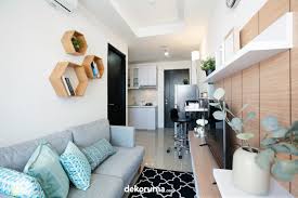 Apartemen 26m Dengan Furnitur Kayu Dan Konsep Minimalis Desain Interior Ide Apartemen Ide Ruang Keluarga