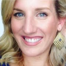 Kelly Elder's Instagram, Twitter & Facebook