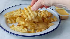 Mar 16, 2021 · put leftover french fries in the basket of the air fryer. How To Reheat Fries In The Air Fryer Upstate Ramblings