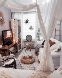 31 Lovely Bohemian Bedroom Decor Ideas You Have To See Bohemian Living Room Decor Bohemian Bedroom Decor Bedroom Makeover