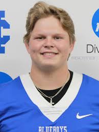 Avery Sneed's Instagram, Twitter & Facebook