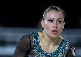 La bresciana entra nella storia della ginnastica italiana, diventando la prima a conquistare il pass per quattro olimpiadi. Vanessa Ferrari La Maledizione Dei Grandi Famiglia Cristiana