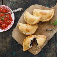 Empanadas Mit Bohnen Und Champignons Rezept Empanadas Lebensmittel Essen Kochen