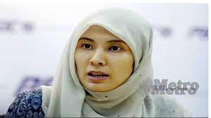 She arrived at kota kinabalu on thursday evening, but was stopped at animasi ini dinukilkan zunar atau nama sebenarnya zulkifli anwar ulhaq berasaskan lagu tokoh agung negara tan sri p ramlee melalui lagunya 'bila mama. Nurul Izzah Berpengalaman Angkat Isu Reformasi Pendidikan