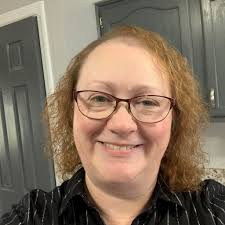 Who can make a custom birthday cake similar to the one shown for next  Saturday?