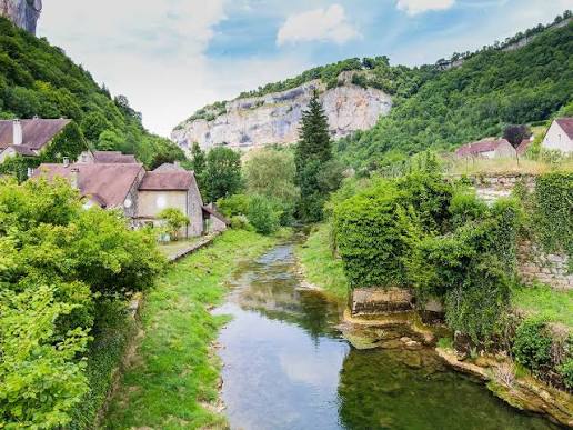 Camping Baume-les-Messieurs, location mobil home Yelloh Village