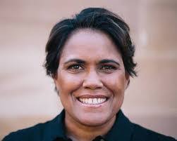 Sally Browne's Instagram, Twitter & Facebook