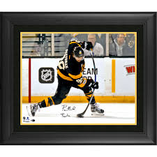 Check out our david pastrnak selection for the very best in unique or custom, handmade pieces from our shops. David Pastrnak Boston Bruins Signed 16 X 20 Black Jersey Shooting Photograph Sports Mem Cards Fan Shop Jerseys Romeinformation It