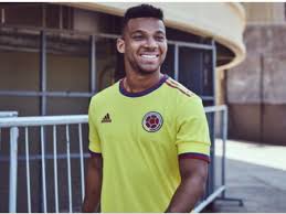 Para lucirla en los partidos de eliminatorias al mundial de qatar 2022 y copa américa 2021. Seleccion Colombia Oficial Nueva Camiseta Primera Equipacion Copa America Seleccion Colombia Futbolred