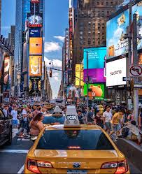 Hustlers Be Bustling In Times Square Nyc Oc Taken With Sony A9 24 70mm Gm Lens City Cities Build New York City Travel New York Travel Nyc Times Square