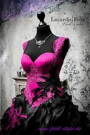 Check spelling or type a new query. Extravagante Hochzeitsmode Lucardis Feist Dark Couture Das Label Fur Ausgefallene Brautmode Brautmode Steampunk Hochzeitskleid Schwarzes Brautkleid