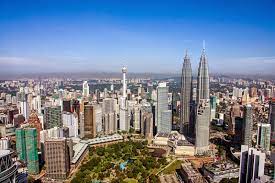 Look through examples of syarikat awam berhad translation in sentences, listen to laporan polis 1mdb di negara asing. 10 Syarikat Awam Paling Berjaya Di Malaysia