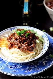 Zha Jiang Mian Minced Pork Noodles Pork Noodles Food Asian Recipes