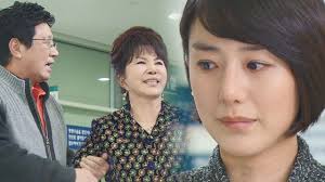 그러나 태진이 징병으로 끌려가 젊은 나이에 죽는다. ê°€ë¬¸ì˜ ì˜ê´' ìœ¤ì •í¬ ë°•ì‹œí›„ì— ëª©ìˆ¨ ê±¸ë¼ë˜ ê³¼ê±° í›„íšŒ Sbs