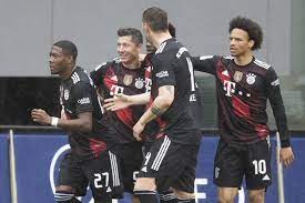 Wielu producentów proponuje także zestawy dwóch bramek, na przykład mniejszej i większej lub. Bayern Augsburg Robert Lewandowski Rzutem Na Tasme Bije Rekord Gerda Mullera Szalony Mecz W Monachium Super Express
