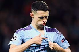 It provided a father/son bonding experience and, to this day, it's rare for young phil to go without his dad. Phil Foden Pemain Muda Berbakat Yang Dimiliki Manchester City Vivagoal Com