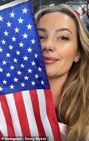 Darcy Brooks's Instagram, Twitter & Facebook