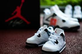 Air Jordan Iv Retro White Cement New Photos Sneakernews Com Nike Free Shoes Kids Shoes Nike Shoes Women