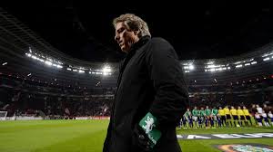 Il momento abduttivo nella formazione del giocatore nel calcio contemporaneo. Sporting Lissabon Zieht Disziplinarverfahren Gegen Spieler Zuruck Eurosport