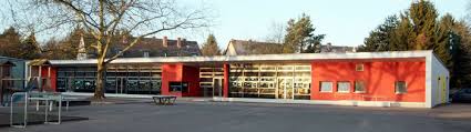 Moderne zentrumsmedizin statt traditioneller klinikstrukturen 23.04.2021. Grundschule Merheim Kgs Fussfallstrasse Merheim