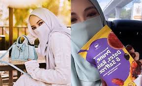 Selama ini, ketika saya menunaikan solat, sukar untuk saya melakukannya dengan khusyuk. Jari Neelofa Sudah Berinai Sehingga Kini Masih Kunci Mulut My Tv Online