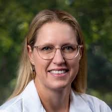 Amy Lightner's Instagram, Twitter & Facebook