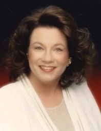 Denise Stilwell's Instagram, Twitter & Facebook