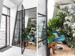 Tusindvis af nye billeder af høj kvalitet tilføjes hver. An Indoor Plant Room Is The Perfect Place For Reading