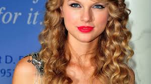 Taylor swift hairstyle ideas for teen girls. Taylor Swift S Tips For Curly Hair Stylecaster