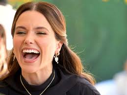 Sophia Bush Says It's 'Laughable ...