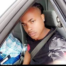 I think it's a good thing you can't DM