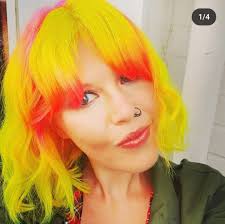 Are there any hairdressers available to do this colouring?