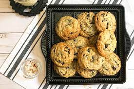 The best classic gingerbread cookies recipe! Royale Coconut Macadamia Nut Chocolate Chip Cookies 31 Daily