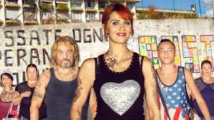 Giovanni, intellettuale impegnato e profeta dell'integrazione sociale vive nel centro di roma. Come Un Gatto In Tangenziale Film 2018 Mymovies It