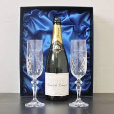 We did not find results for: Engraved Crystal Flutes And Champagne Presentation Box Next Day Delivery