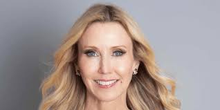 Revolutionizing Success: Hilary DeCesare's 3HQ™ Framework Empowers Gen X  Entrepreneurs