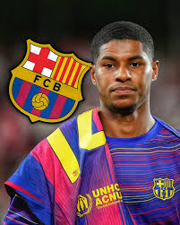 Qho do you choose as the future striker of Barcelona? 🤔 🇧🇻 Erling  Haaland 🇪🇬 Omar Marmoush 🇸🇪 Viktor Gyökeres Discuss. Why?