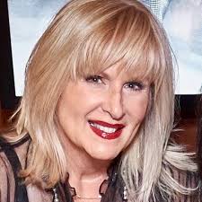 Bree Mckenzie's Instagram, Twitter & Facebook