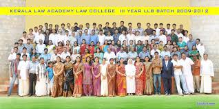 2012mar27 Group Photo Kerala Law Academy Law College Peroorkada Thiruvananthapuram Kerala India 3 Year Llb Degree 2009 To 2012 Regular Batch Group Photos Kerala India Kerala