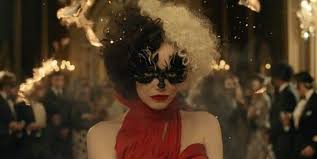 Круэлла (2021) cruella комедия, триллер режиссер: Florence The Machine Drops Call Me Cruella From Disney Film Cruella